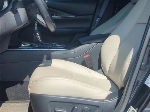 Used 2024 MAZDA CX-30 AWD 2.5 S w/ Preferred Package image 19