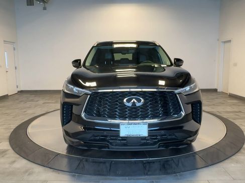Certified 2023 INFINITI QX60 Luxe w/ Vision Package image 3