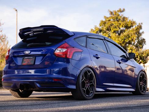 Used 2013 Ford Focus ST image 14