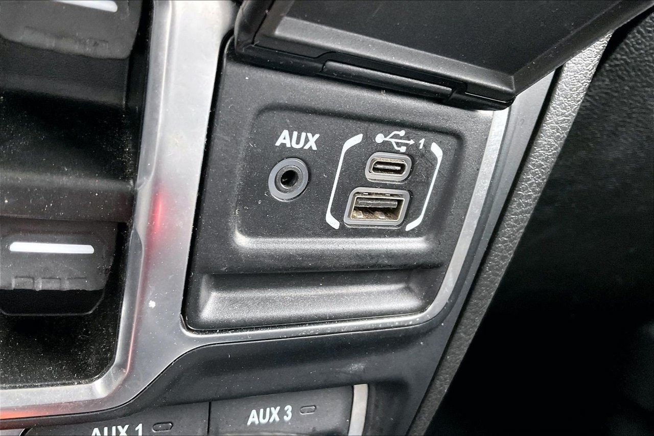 Certified 2024 Jeep Wrangler Unlimited Rubicon AWD/4WD image 16