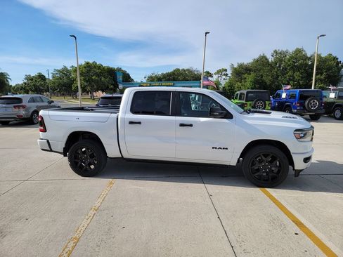Used 2023 RAM 1500 Laramie AWD/4WD image 6
