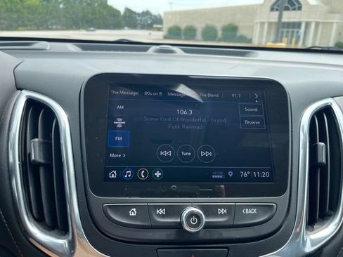 Used 2020 Chevrolet Equinox Premier FWD image 26