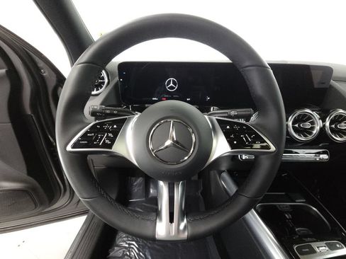 Certified 2026 Mercedes-Benz GLA 250 4MATIC image 11