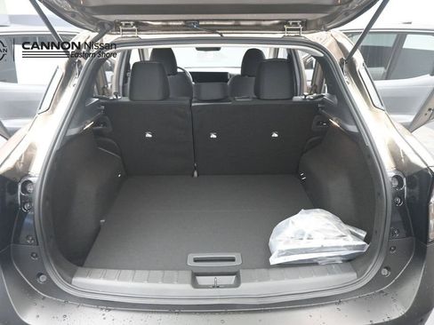 New 2026 Nissan Kicks SV w/ SV Premium Package FWD image 17