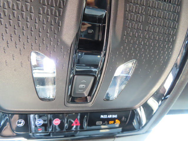 Certified 2024 Cadillac Lyriq Sport AWD/4WD image 34
