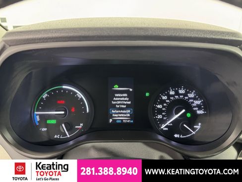Certified 2024 Toyota Sienna XLE FWD image 27