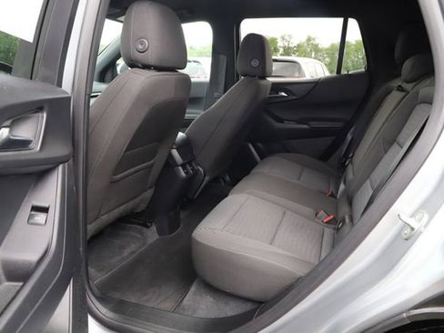 Used 2026 Chevrolet Equinox LT FWD image 18