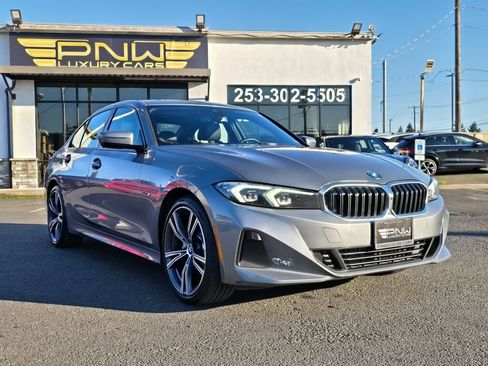 Used 2023 BMW 330e w/ Premium Package RWD image 3