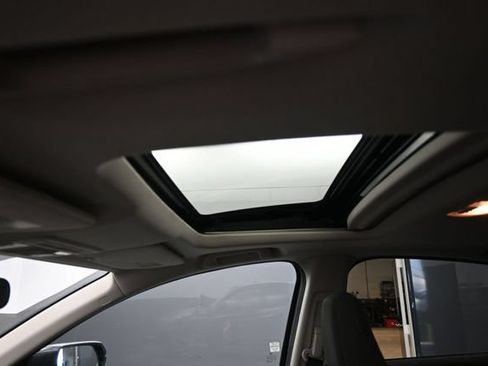 Used 2022 Honda HR-V EX image 34