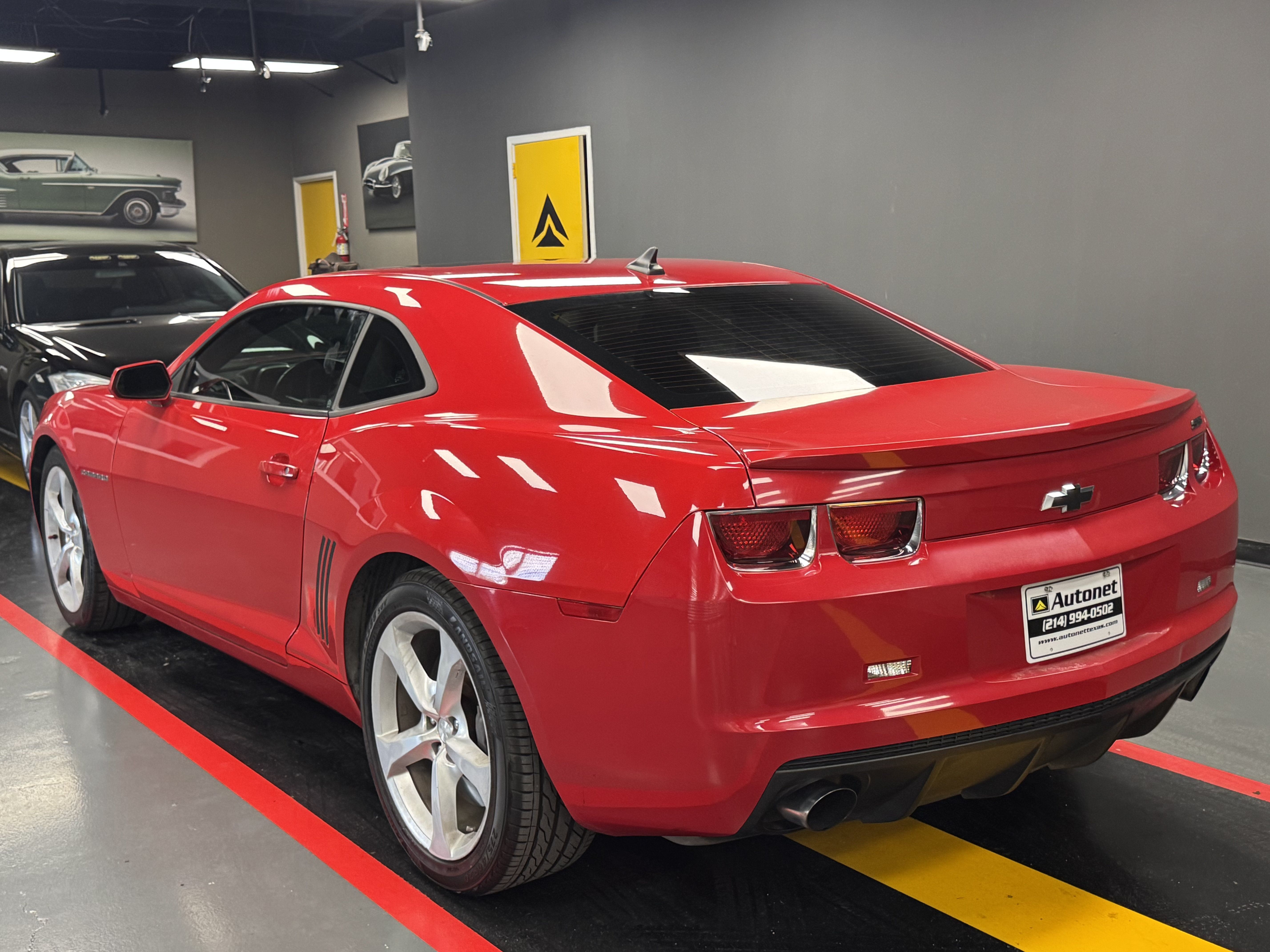 Used 2013 Chevrolet Camaro SS RWD image 5