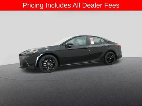 New 2026 Toyota Camry SE FWD image 18