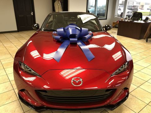 Used 2025 MAZDA MX-5 Miata Club image 8