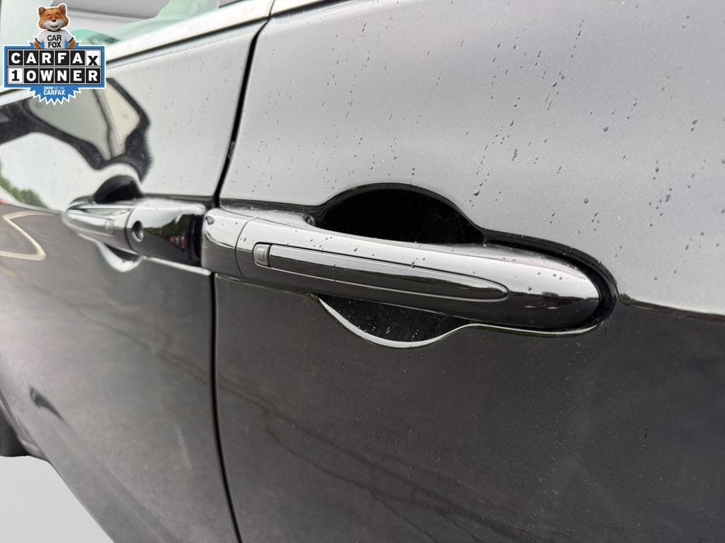 Used 2025 Chrysler Pacifica Select FWD image 30
