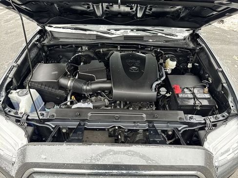 Certified 2023 Toyota Tacoma SR5 image 11