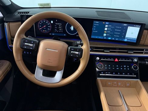 Used 2025 Hyundai Santa Fe Limited image 14