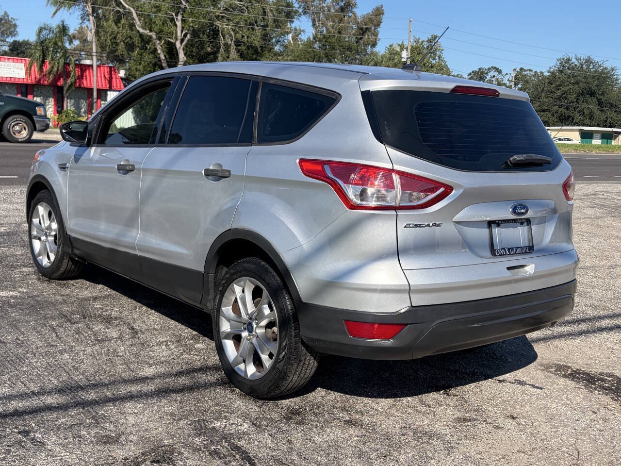 Used 2015 Ford Escape S FWD image 6