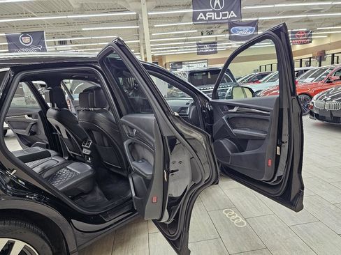 Used 2018 Audi SQ5 Premium Plus w/ S Sport Package image 15