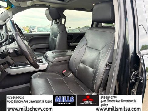 Used 2018 Chevrolet Silverado 1500 LTZ Z71 w/ Midnight Edition AWD/4WD image 8
