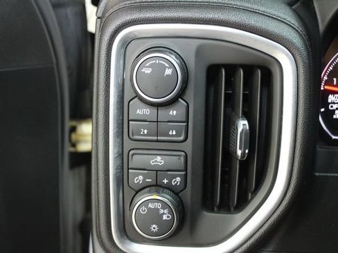 Used 2019 Chevrolet Silverado 1500 LT w/ True North Edition AWD/4WD image 14