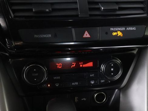Used 2024 Mitsubishi Eclipse Cross ES AWD/4WD image 37
