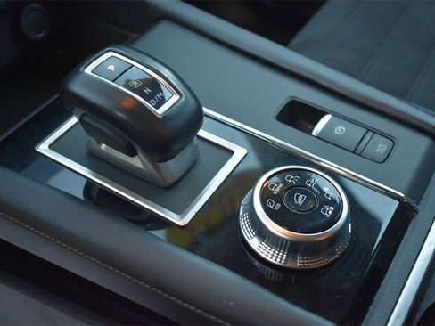 Used 2023 Mitsubishi Outlander SE image 26