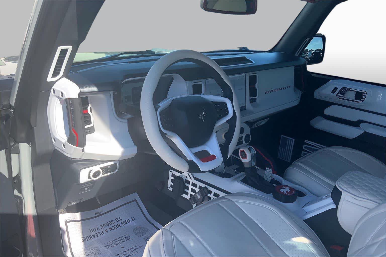 Used 2024 Ford Bronco Heritage Edition AWD/4WD image 18
