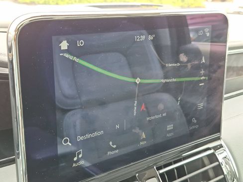 Used 2018 Lincoln Navigator L Reserve w/ Technology Package AWD/4WD image 30