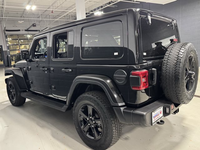 Used 2023 Jeep Wrangler Unlimited Sahara AWD/4WD image 26