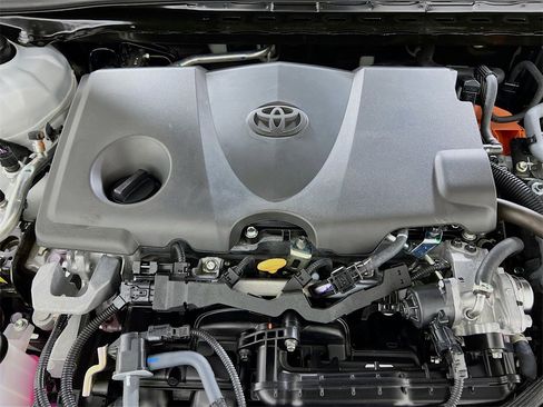 Used 2025 Toyota Camry XSE image 28
