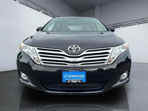 Used 2010 Toyota Venza AWD image 10