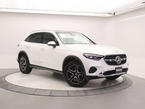 New 2026 Mercedes-Benz GLC 300 image 1