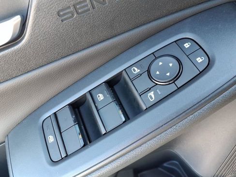 New 2026 Nissan Sentra SV image 17