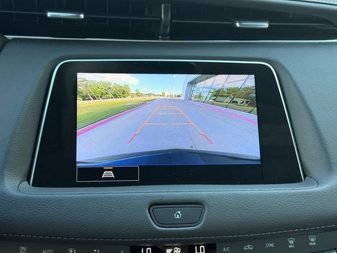 Used 2023 Cadillac XT4 Luxury FWD image 27