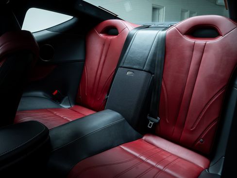 Used 2018 Lexus LC 500 Coupe w/ Touring Package RWD image 25