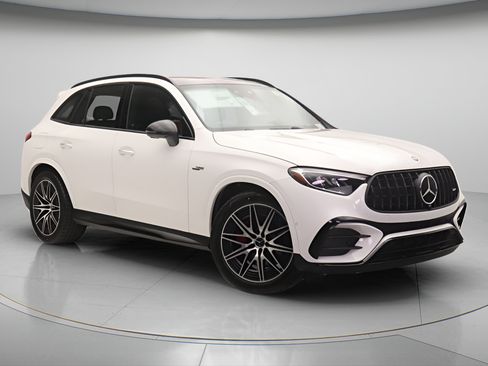 New 2026 Mercedes-Benz GLC 43 AMG 4MATIC image 1