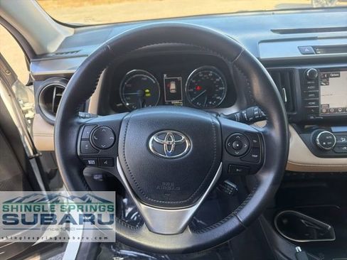 Used 2017 Toyota RAV4 Limited AWD/4WD image 45