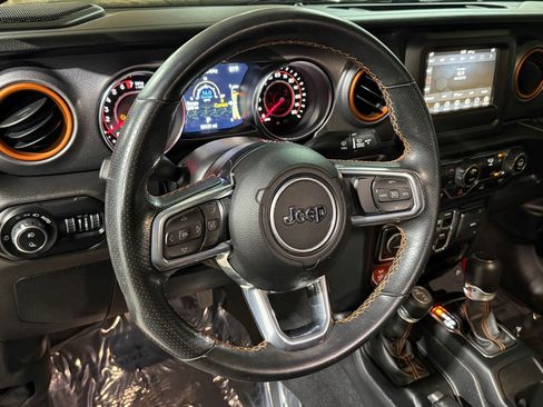 Used 2021 Jeep Gladiator Mojave image 4