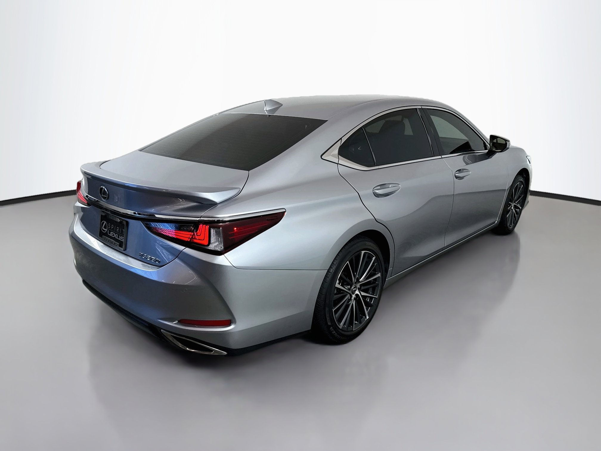 Used 2024 Lexus ES 350 w/ Premium Package FWD image 7