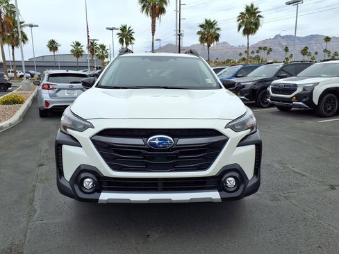 Used 2025 Subaru Outback Limited AWD/4WD image 9