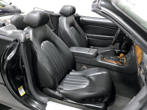 Used 2001 Jaguar XK8 Convertible RWD image 48
