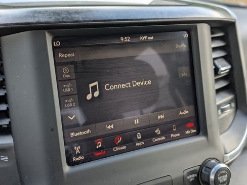 Used 2019 RAM 1500 Big Horn AWD/4WD image 27