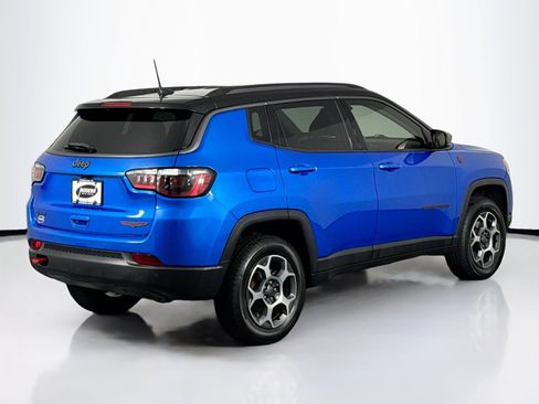 Used 2022 Jeep Compass Trailhawk w/ Trailhawk Convenience Group AWD/4WD image 15
