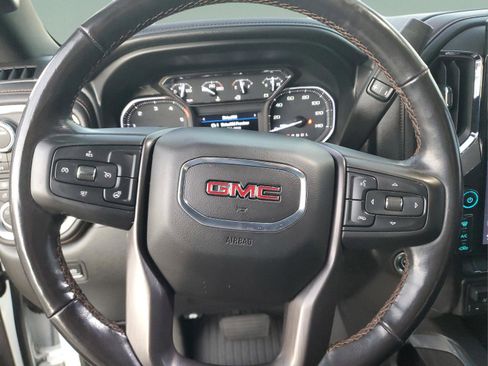 Used 2020 GMC Sierra 2500 AT4 w/ AT4 Premium Package image 21
