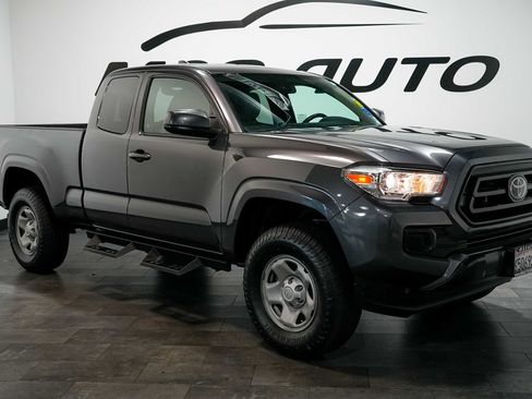 Used 2023 Toyota Tacoma SR RWD image 8