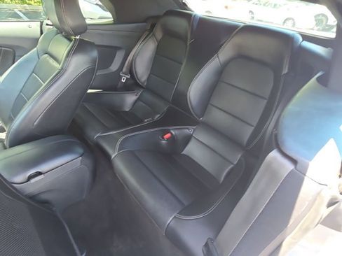 Used 2022 Ford Mustang Premium RWD image 17