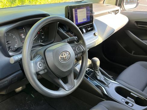 Certified 2023 Toyota Corolla LE w/ Carpet Mat Package (TMS) FWD image 9
