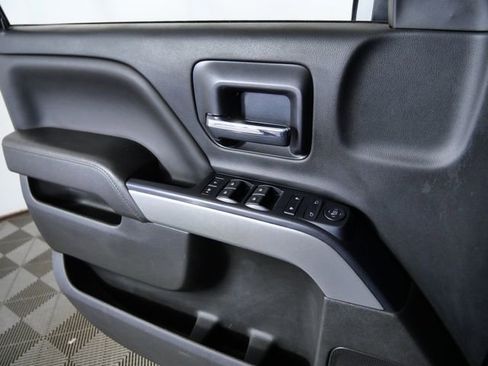 Used 2018 Chevrolet Silverado 1500 LT w/ All Star Edition image 27