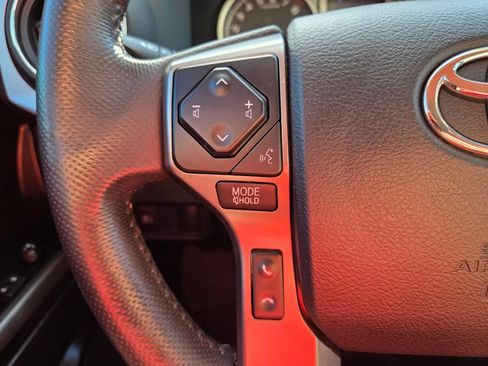 Used 2021 Toyota Tacoma SR5 RWD image 29