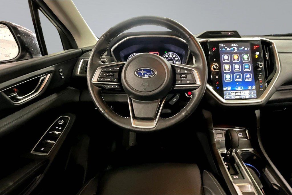 Used 2024 Subaru Ascent Limited AWD/4WD image 8