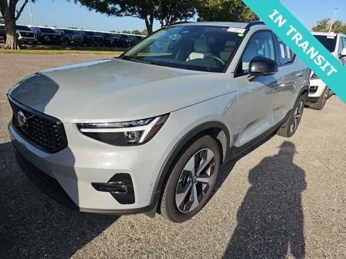 Used 2026 Volvo XC40 B5 Plus AWD/4WD image 1
